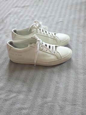 Common Projects White Leather Low-Top Sneakers